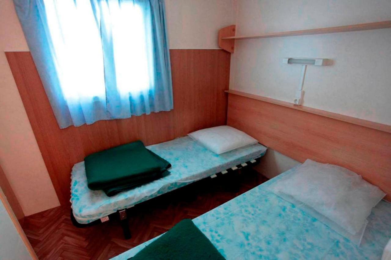 Camping Du Pont De St Gal Saint-Gal-sur-Sioule Ngoại thất bức ảnh